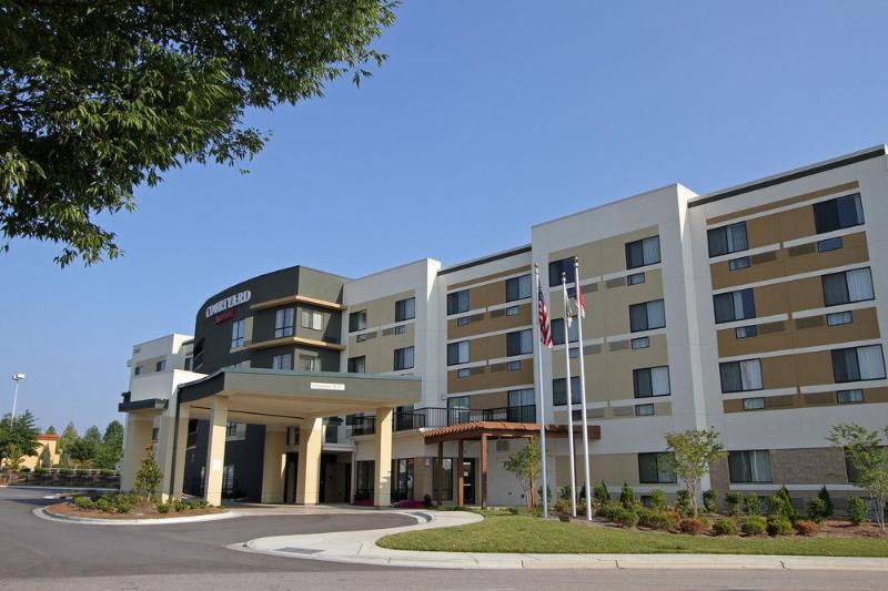 Отель Courtyard By Marriott Raleigh North/Triangle Town Center Экстерьер фото